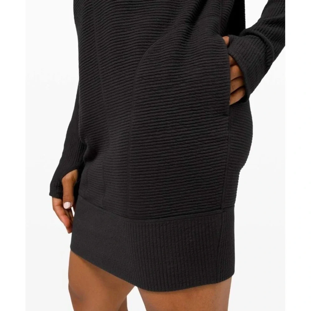 lululemon Call For Cozy Dress Womens 4 Black Textured Funnel Neck *Embroidered
